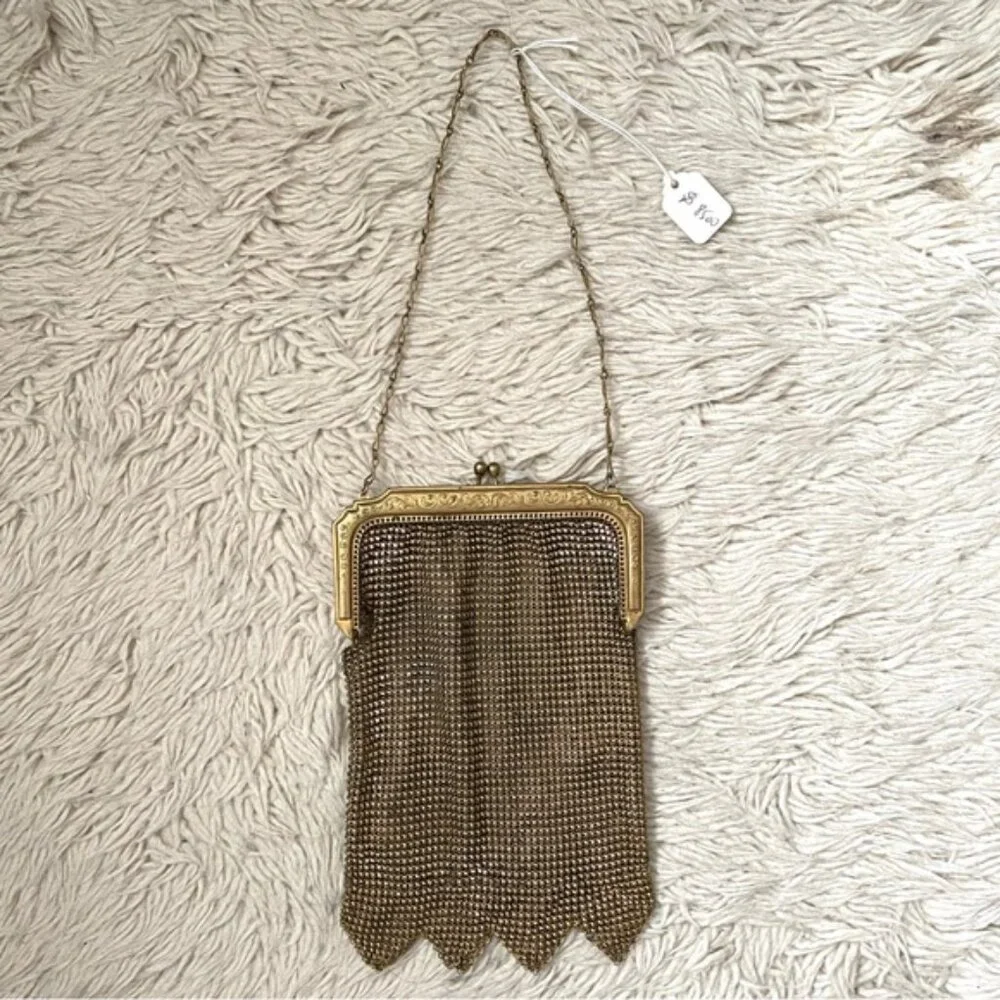 Vintage Brass Chainmail Mini Flapper Purse - made in Canada 🇨🇦 - Picture 9 of 10